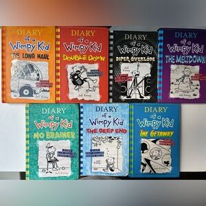 Diary of a Wimpy Kid Book Set Collection of 7, EUC
